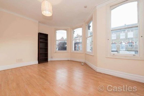 2 bedroom Flat to re...